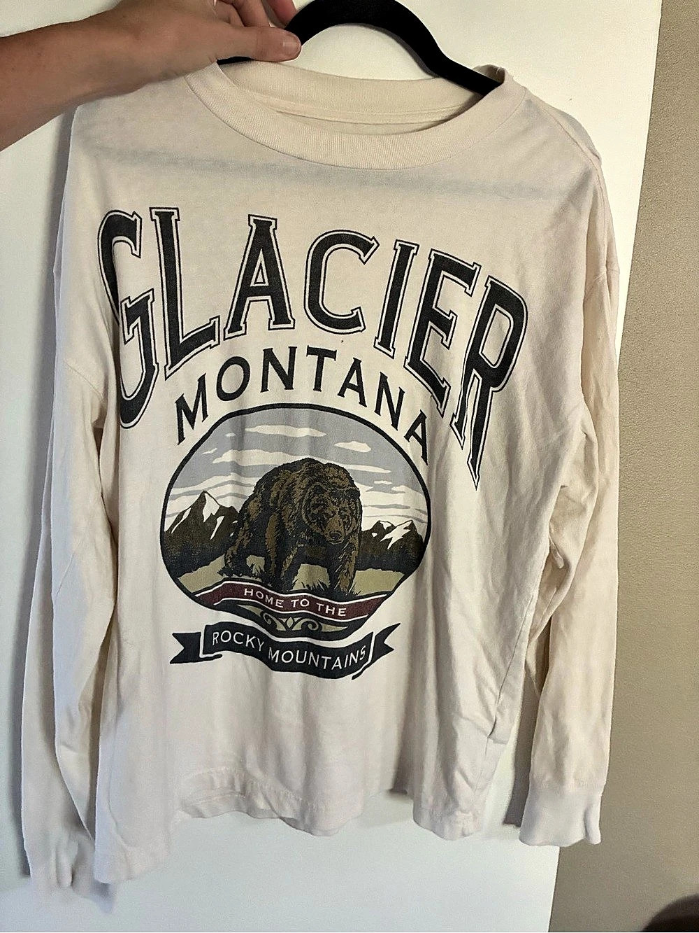Abercrombie & Fitch Glacier Montana Graphic Long Sleeve Tee